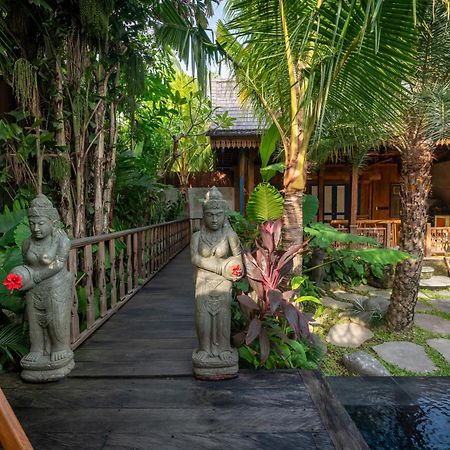 Kubu Kayu Villas Seminyak Esterno foto