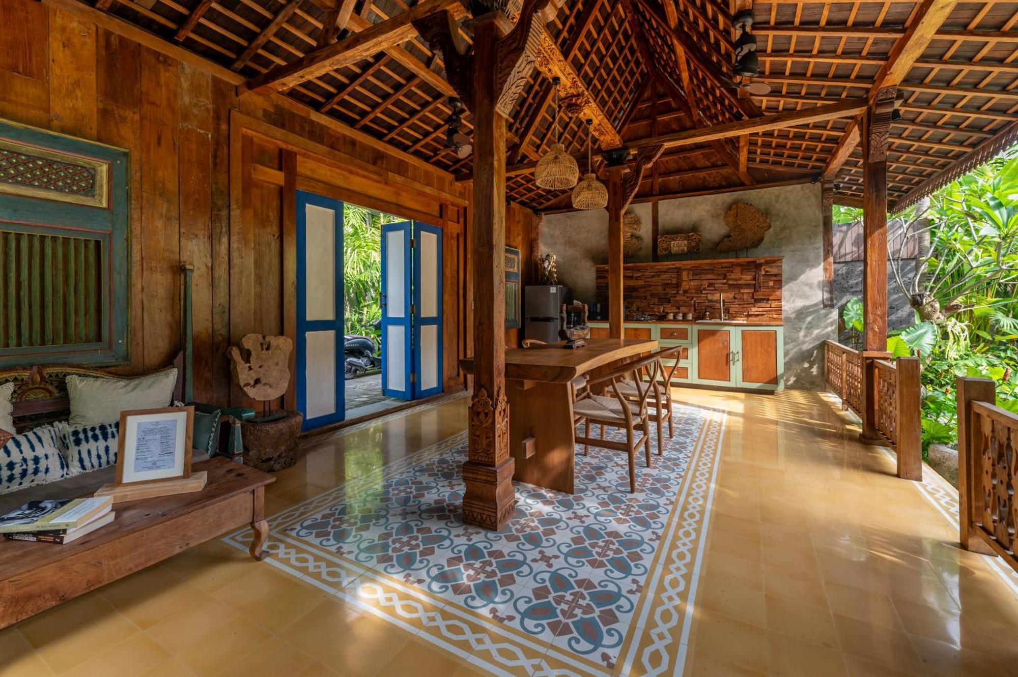 Kubu Kayu Villas Seminyak Esterno foto